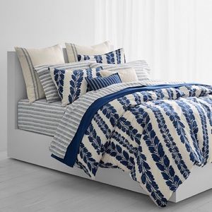 Ralph Lauren Annalise Comforter Set